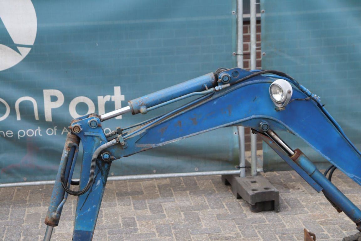 Mini excavator Kobelco SK007 Diesel SK007 1 image 12