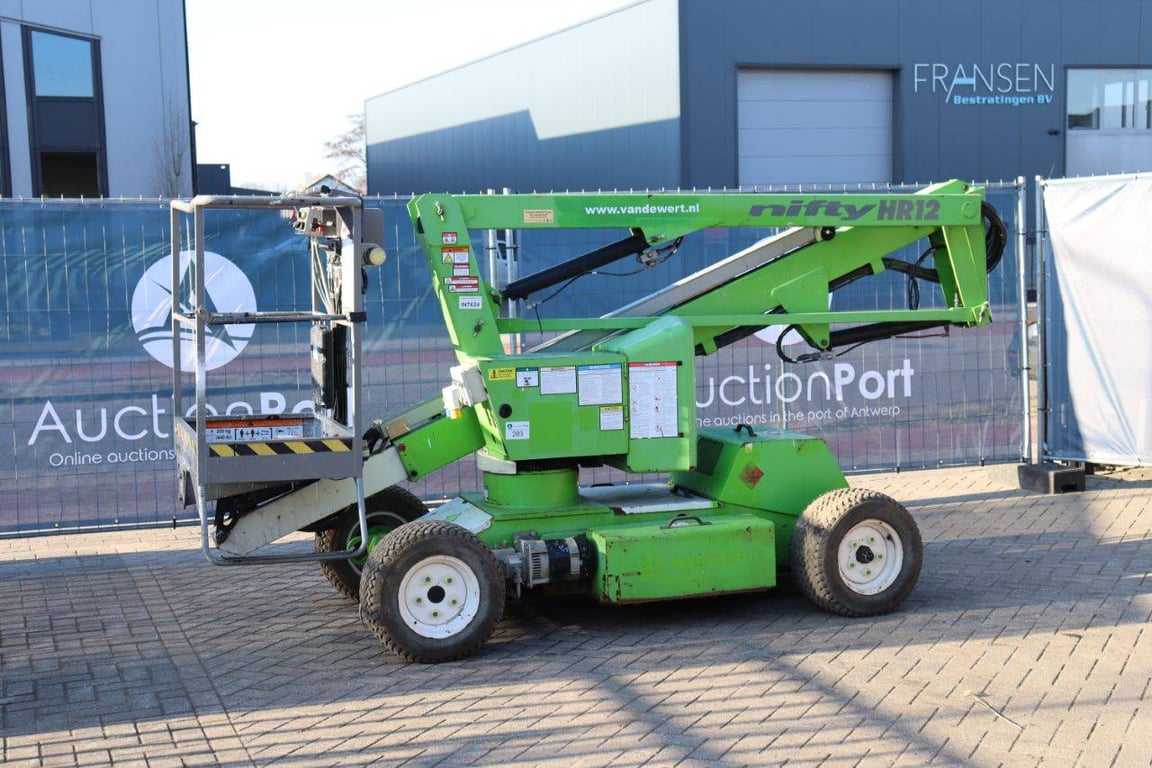 Niftylift HR12NDE Hybrid 12m Articulated Boom Lift 2016 2016 Niftylift HR12NDE Mktb 2016 1 image 10