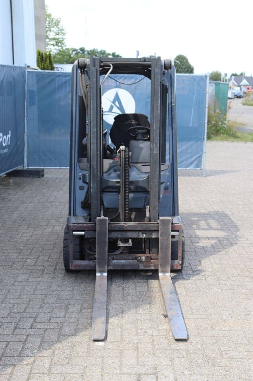 Forklift Linde E16L-02 Electric 1600kg 2.84m 2020 2020 E16L-02 2020 1 Forklift image 8