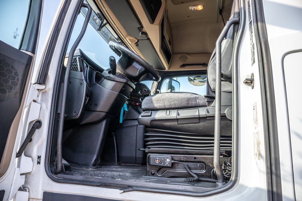 MERCEDES ACTROS 2645 L 2017 E61628 ACTROS 2645 L 2017 1 image 6