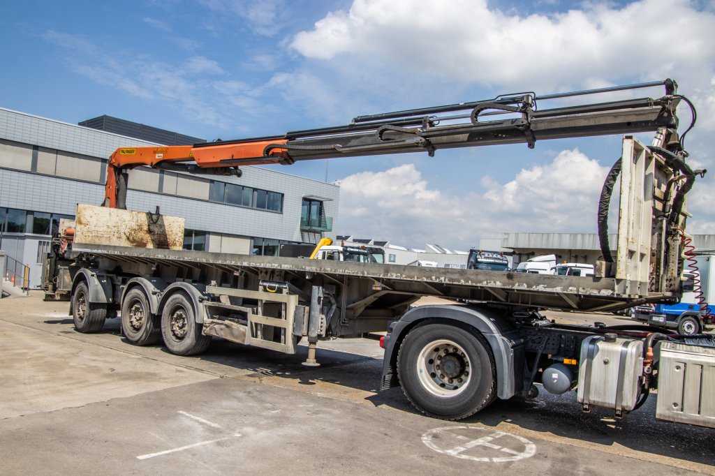 SYSTEM TRAILER CRANE/KRAN/GRUE-PALFINGER 24T/M+3EXT 2013 E58309 SYSTEM TRAILER CRANE/KRAN/GRUE-PALFINGER 24T/M+3EXT 2013 1...