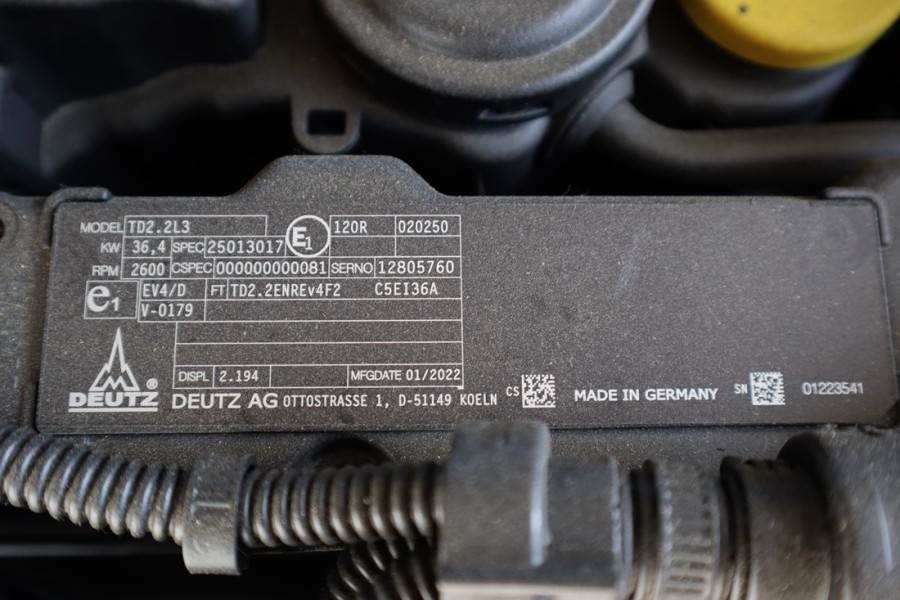 Genie S45XC Trax Valid inspection, *Guarantee! Diesel, 4 2022 GENIE - S45XC Trax - 61230 S45XC Trax Valid inspection, *Gua...