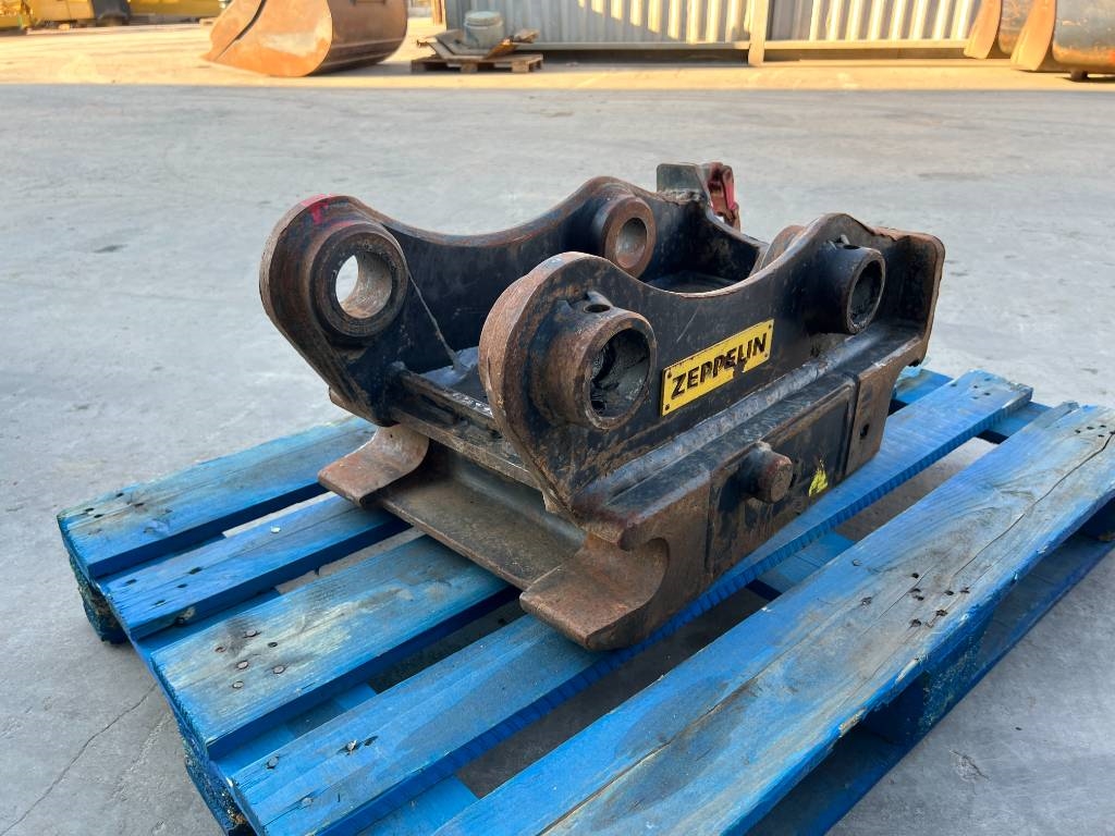 OilQuick OQ65 - 311F / 313F / 315F 2017 907479 OilQuick OQ65 - 311F / 313F / 315F 2017 1 image 4