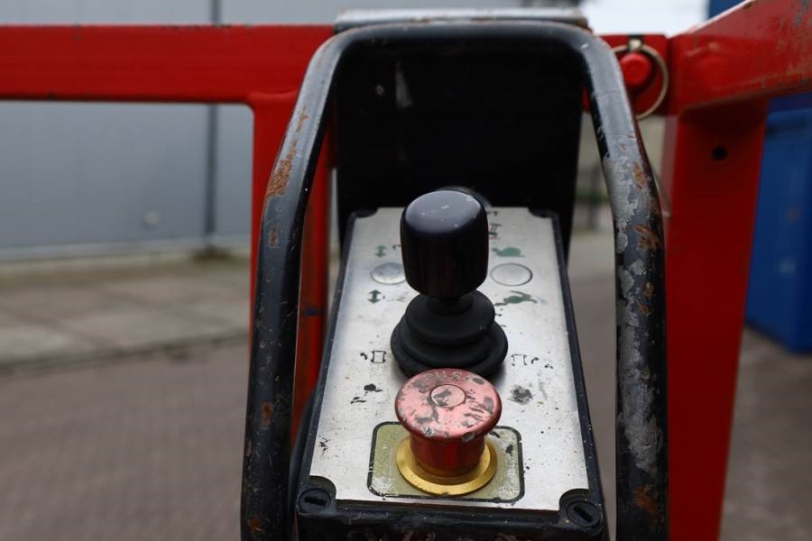 Holland Lift Ecostar HL-7814 Electric, 10m Working Height, 450k 2012 HOLLAND LIFT - Ecostar HL-7814 - 63505 Holland lift E...