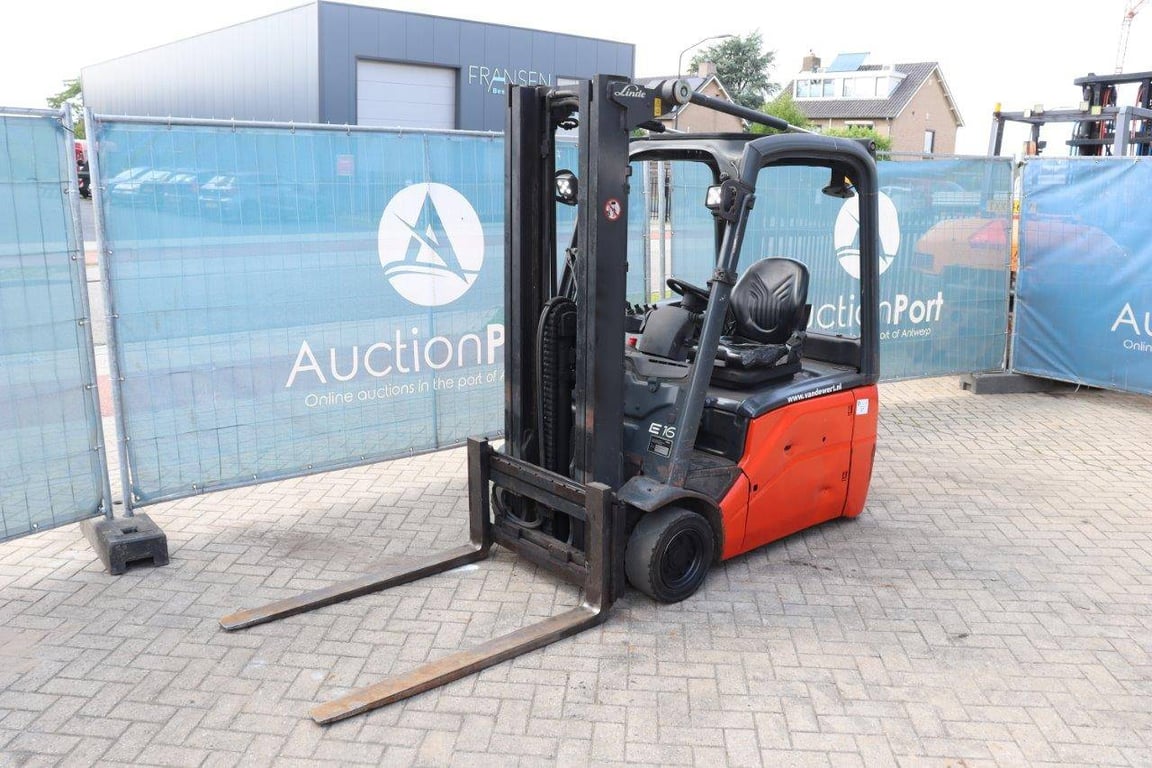 Forklift Linde E16-01 Electric 1600kg 4.5m 2014 2014 E16-01 2014 1 Forklift image 8