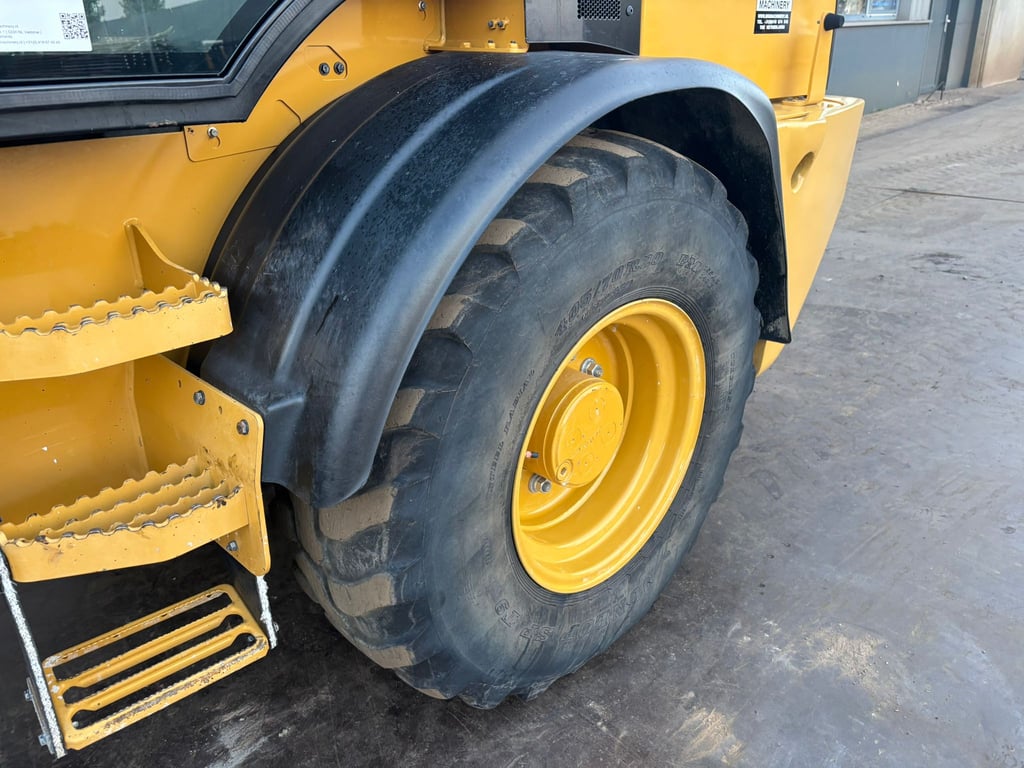 Caterpillar 908 2023 00033591 908 2023 1 image 11