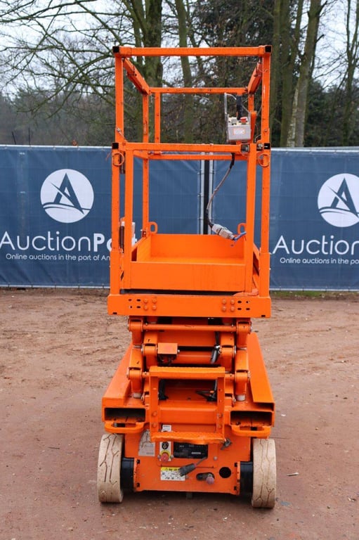 Skyjack Electric Scissor Lift 7.8m 2015 2015 2015 1 Scissor Lifts image 8