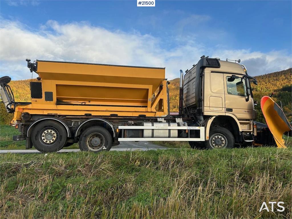Mercedes-Benz Actros 2848 4x4+2 snow rigged hook truck w/ 20t ho 2011 21500 Actros 2848 4x4+2 snow rigged hook w/ 20t ho 2...