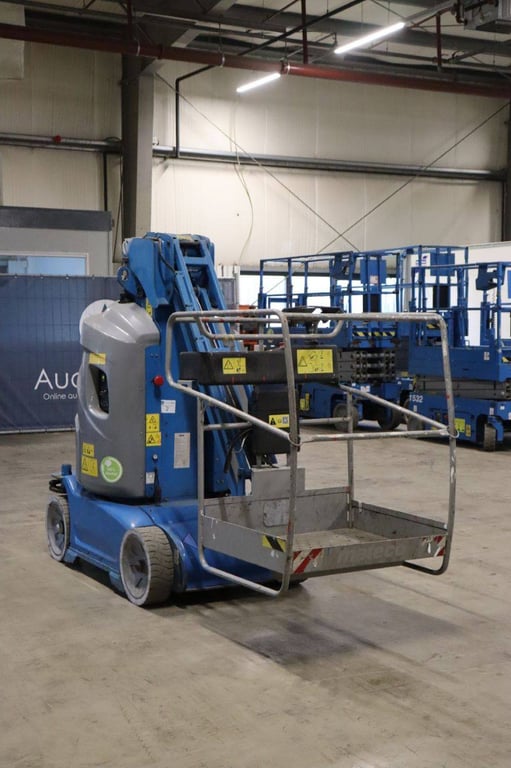 Genie GR26J Electric Mast Lift 9.90m 2016 2016 GR26J 2016 1 image 7