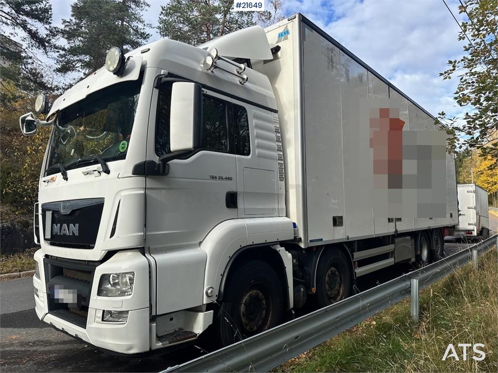 MAN TGS 35.480 8x2 Box truck w/ Full side opening. 2016 21649 TGS 35.480 8x2 Box w/ Full side opening. 2016 1 image 9