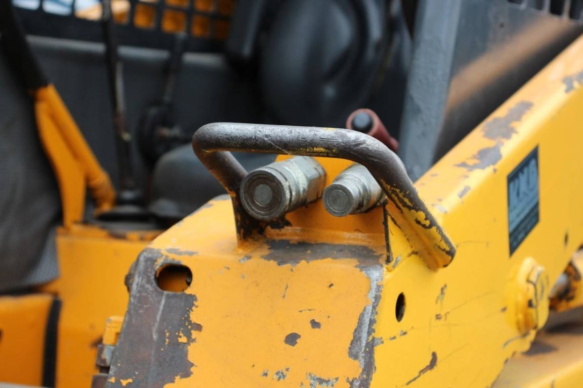Skid steer loader Gehl Mustang BV SL2012 Diesel 2008 2008 SL2012 2008 1 image 10