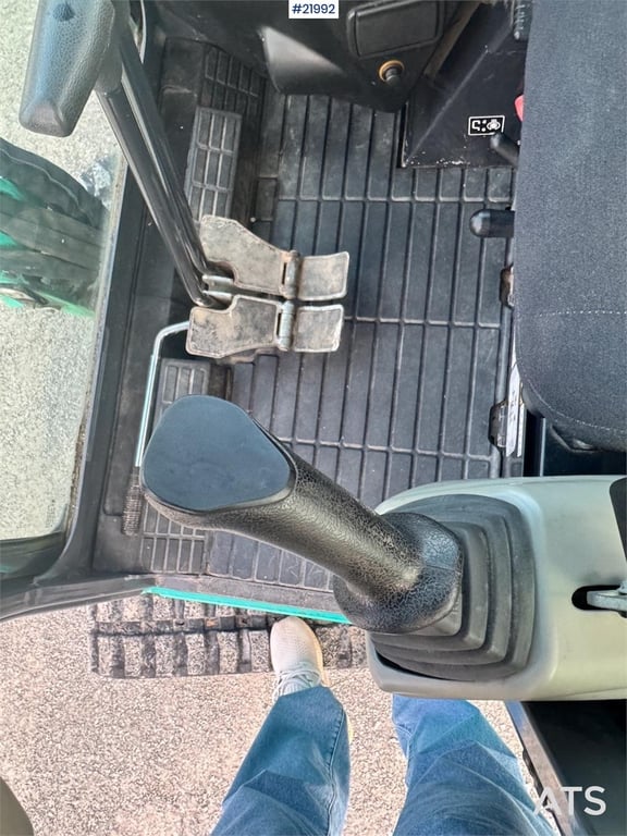 Kobelco SK18 Mini excavator w/ Powertilt, 3 buckets, rippe 2016 21992 SK18 Mini excavator w/ Powertilt, 3 buckets, rippe 2...