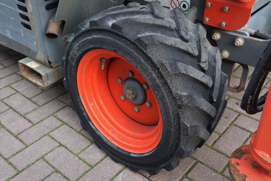 SkyJack SJ6826 Diesel, 4x4 Drive, 10m Working Height, 567k 2014 SKYJACK - SJ6826 - 62022 SJ6826 Diesel, 4x4 Drive, 10m Wor...