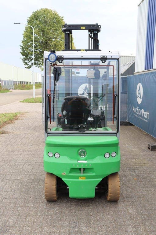 CESAB B420 Electric Forklift 2000kg 2017 2017 Cesab B420 2017 1 Forklift image 5