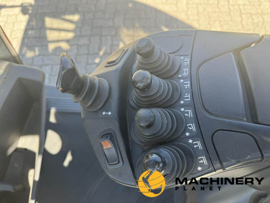 Linde H30D-02 2014 D4134 H30D-02 2014 1 Forklift image 10