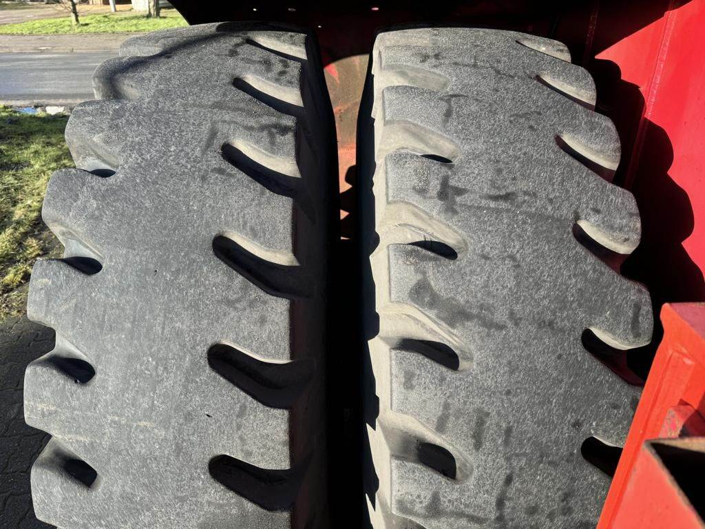 CVS Ferrari F481 2009 D4117 CVS Ferrari F481 2009 1 image 12