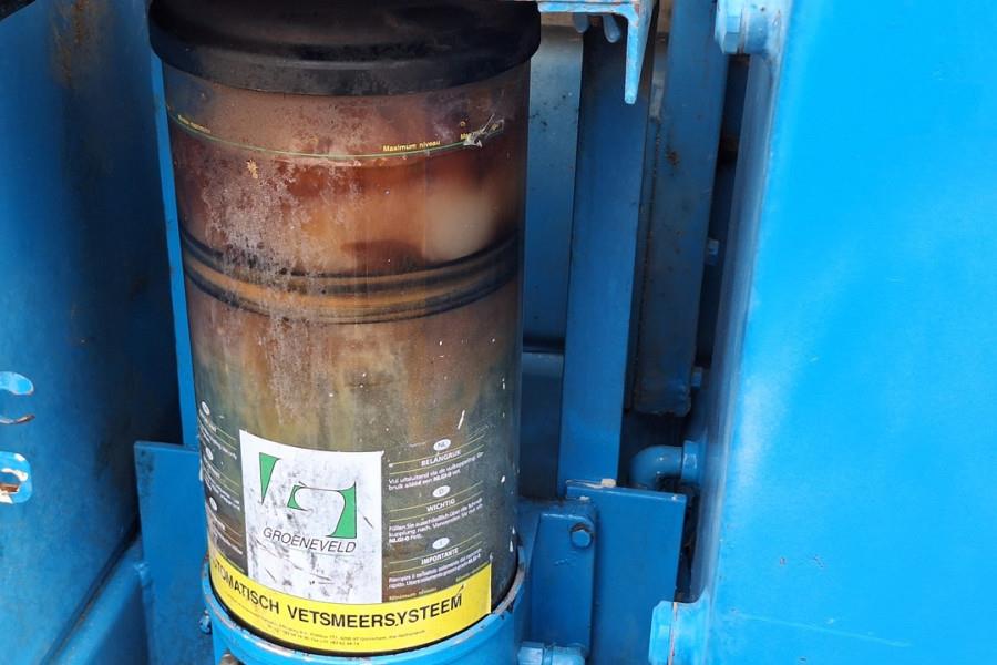 Holland Lift Megastar G-300DL30/S Diesel, 4x4x4 Drive, 33.5m Wo 2003 HOLLAND LIFT - Megastar G-300DL30/S - 90373 Holland l...