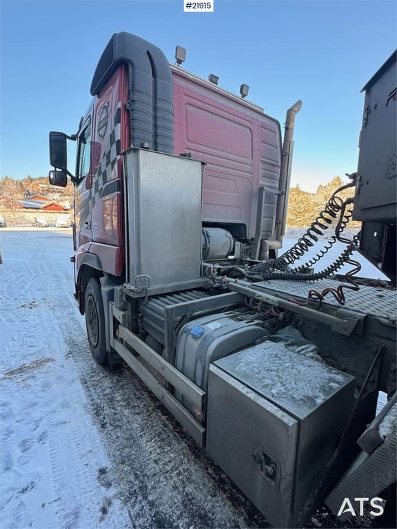 Volvo FH16 700 Combi Truck 2013 21915 FH16 700 Combi Truck 2013 1 Tractor Units image 9