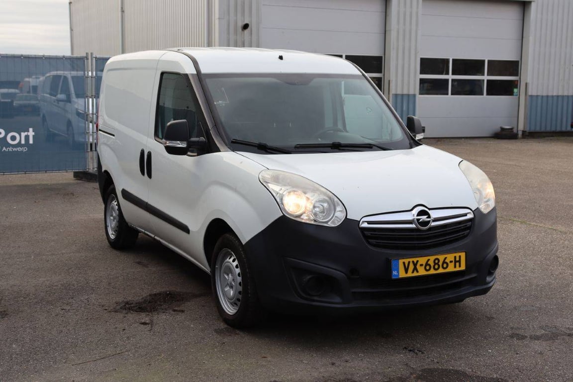 Opel Combo Diesel 2016 Van 2016 Opel Combo 2016 1 image 7