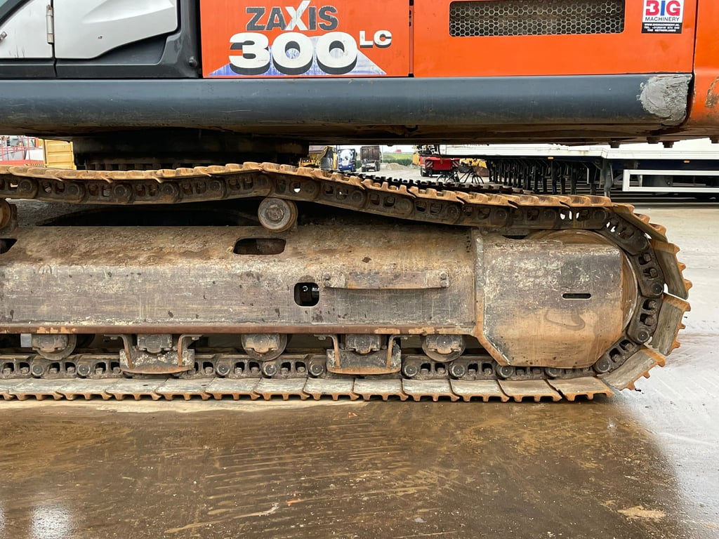 Hitachi ZX300LC-6 2018 00033711 ZX300LC-6 2018 1 image 11