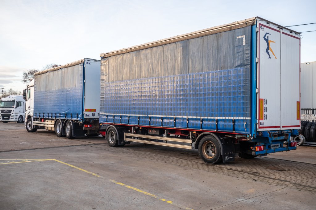 MERCEDES ACTROS 2548-6x2+VOITH 2015 E60901 ACTROS 2548-6x2+VOITH 2015 1 image 4