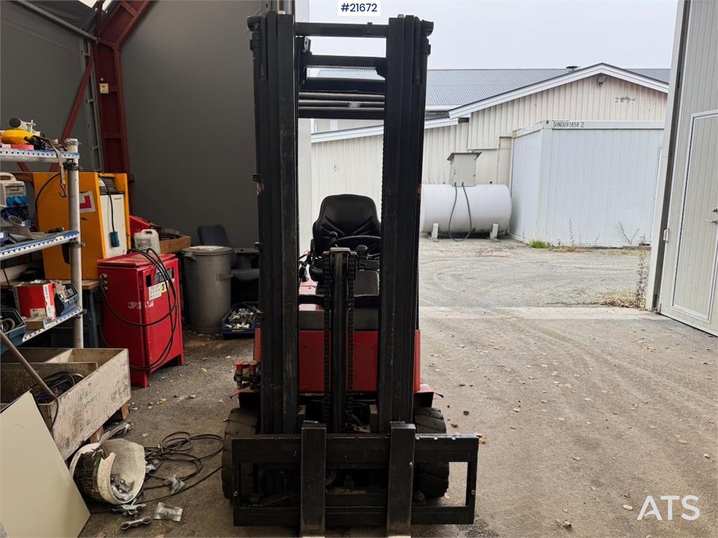 Linde E16 EL Truck w/extensions. 1996 21672 E16 EL Truck w/extensions. 1996 1 Forklift image 6