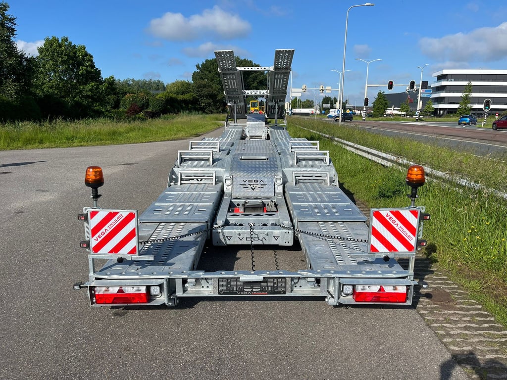 VEGA Trailer PROMAX 3 axle trucktransporter direct rijden!!!!!!!!!!! 2024 00032298 VEGA Trailer PROMAX 3 axle trucktranspo...
