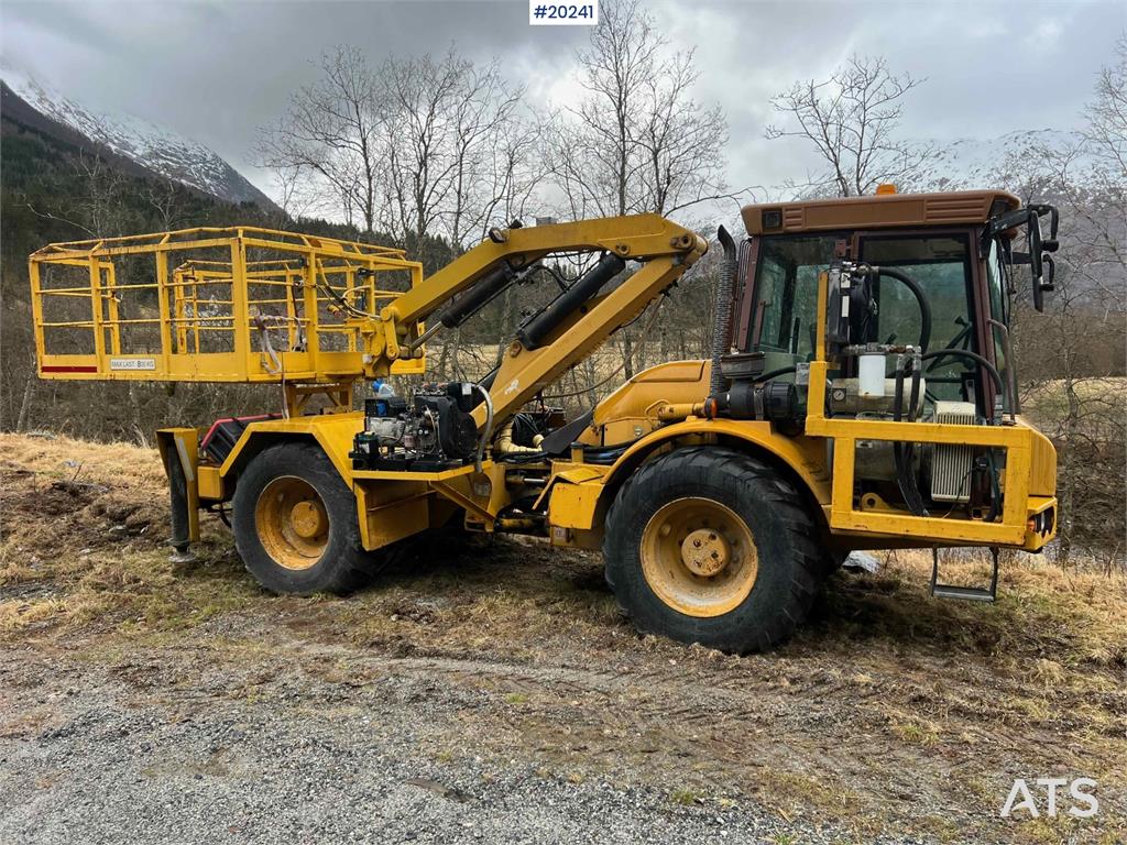 Hydrema 912B w/ 2007 Essverk Platform 912 lift with basket 2003 20241 Hydrema 912B w/ 2007 Essverk Platform 912 lift with ...