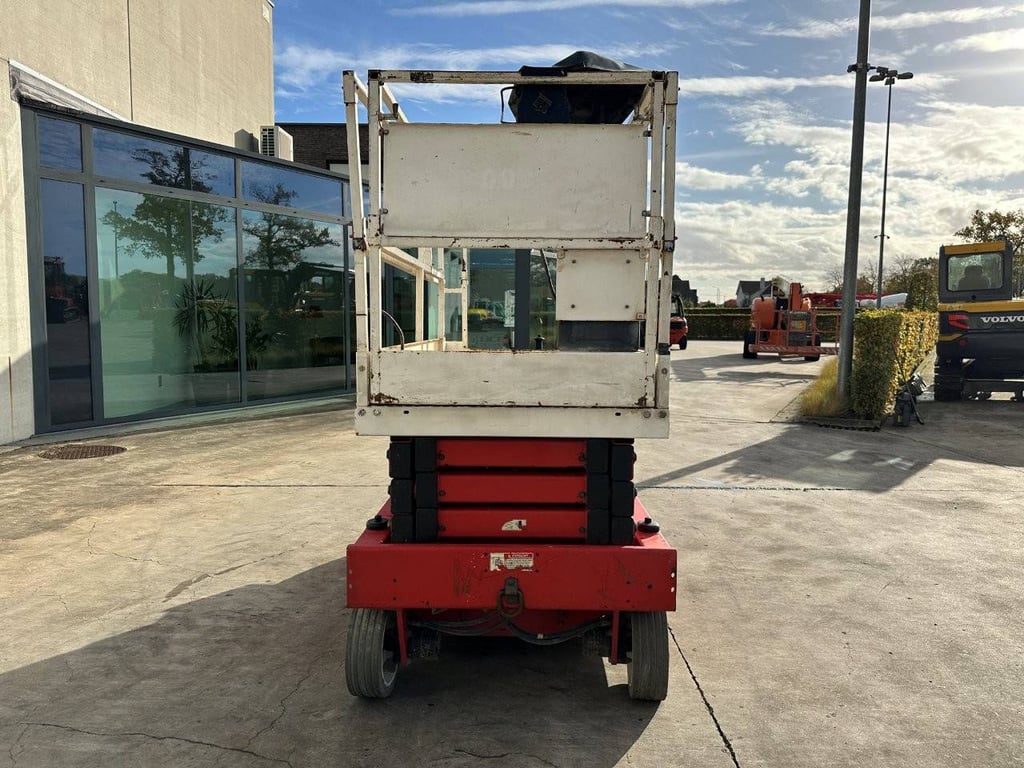 Scissor lift JLG 2646 Electric 7.92m 2002 2002 2646 2002 1 Scissor Lifts image 3