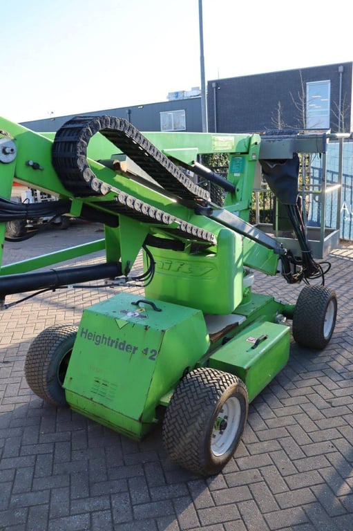 Niftylift HR12NDE Electric + Diesel Articulated Boom Lift 2015 2015 Niftylift HR12NDE 2015 1 image 7