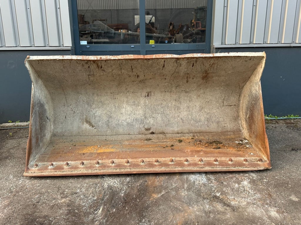 Heavy machinery product image - Image 8 of 9