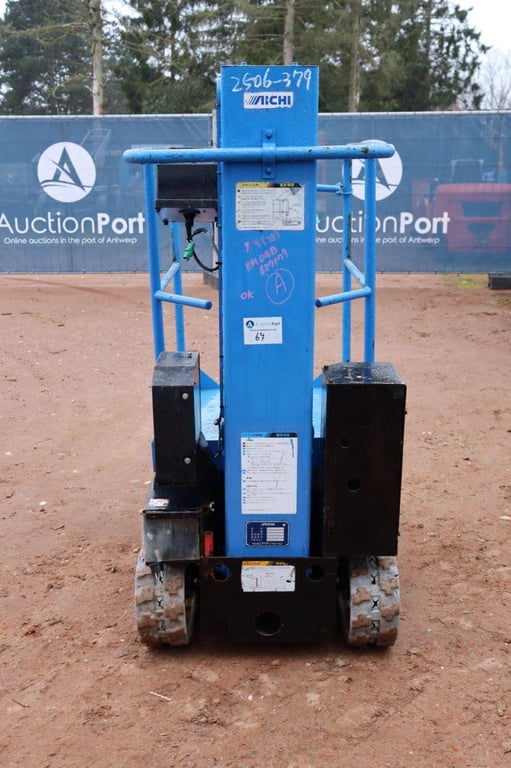 Mast lift Aichi RM04B Electric 5.8m 2005 2005 RM04B 2005 1 image 5