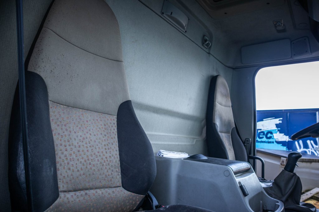 RENAULT PREMIUM 320 DXI+CITERNE ALIMENTAIRE ( engine problem) 2007 E59175 Renault PREMIUM 320 DXI+CITERNE ALIMENTAIRE ( en...