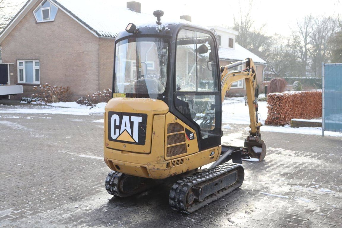 Mini excavator Caterpillar 301.7D Diesel 13.8kW 2018 2018 301.7D 2018 1 image 6