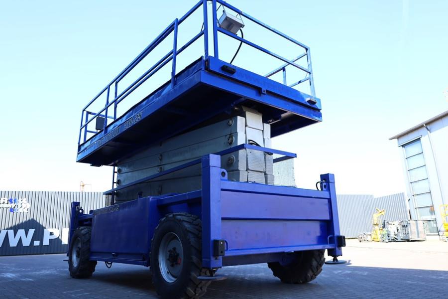Liftlux SL210-25D4WDS/P Diesel, Hydraulic Deck Extension, 2004 LIFTLUX - SL210-25D4WDS/P - 90316 Liftlux SL210-25D4WDS/P D...