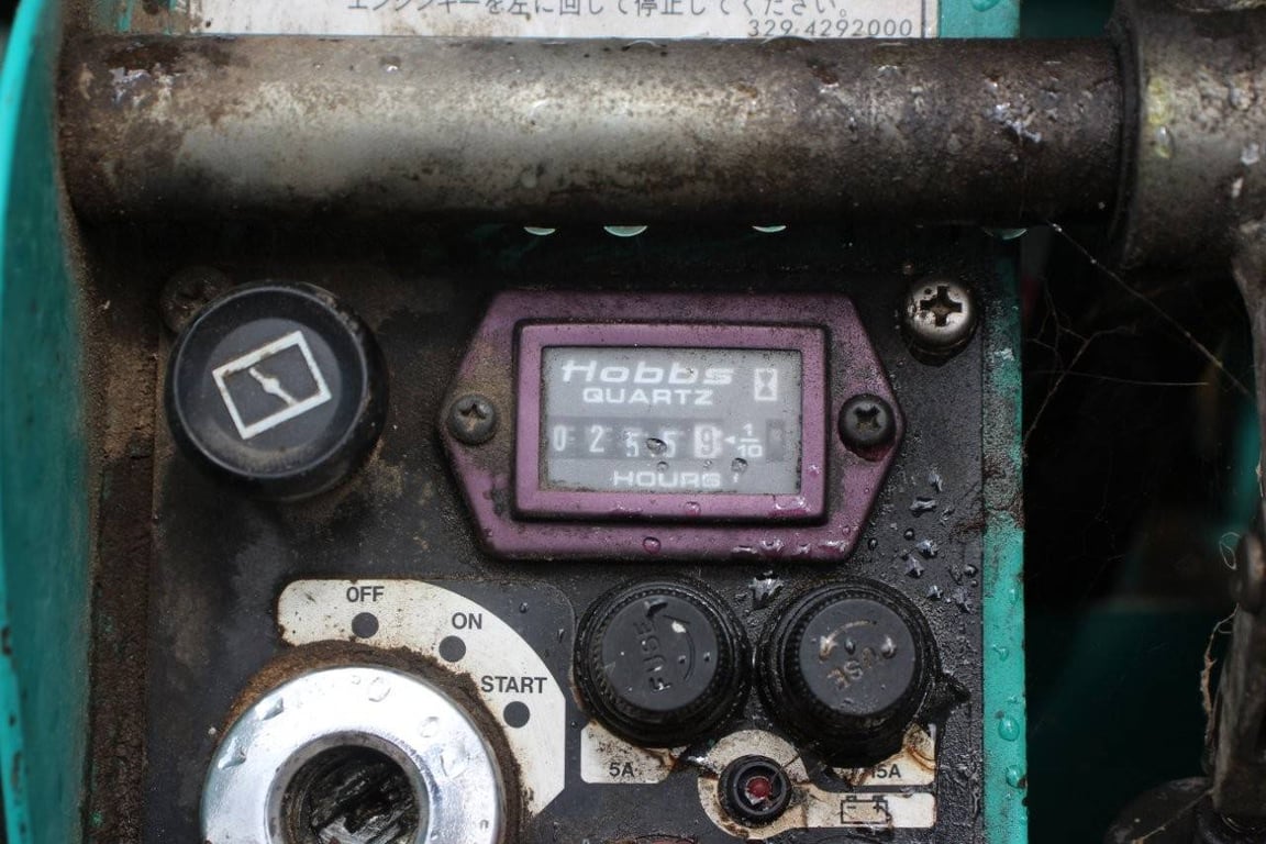 Mini crane Aichi UJ012 Petrol 1996 1996 UJ012 1996 1 Crane trucks image 12