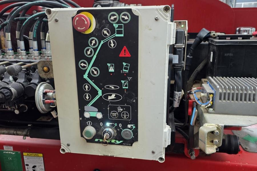 Niftylift HR17 HYBRIDE 4WD Hybrid, 4x4 Drive, 17.2m Working 2013 NIFTYLIFT - HR17 HYBRIDE 4WD - 90358 Niftylift HR17 HYBRI...