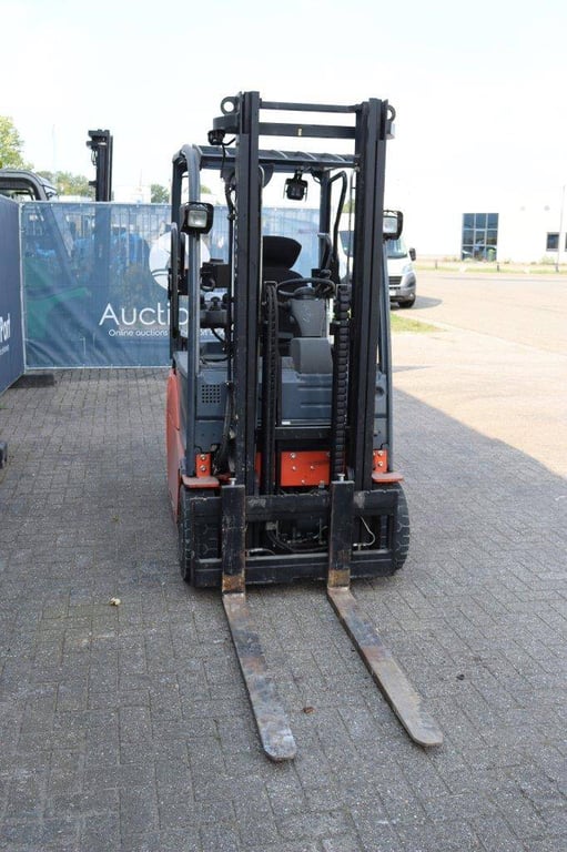 Forklift Toyota 8FBET16 Electric 1600kg 2012 2012 8FBET16 2012 1 Forklift image 7