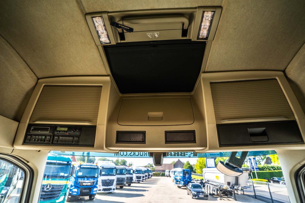 VOLVO FH 500 +KIPHYDR. 2017 E64138 FH 500 +KIPHYDR. 2017 1 image 13