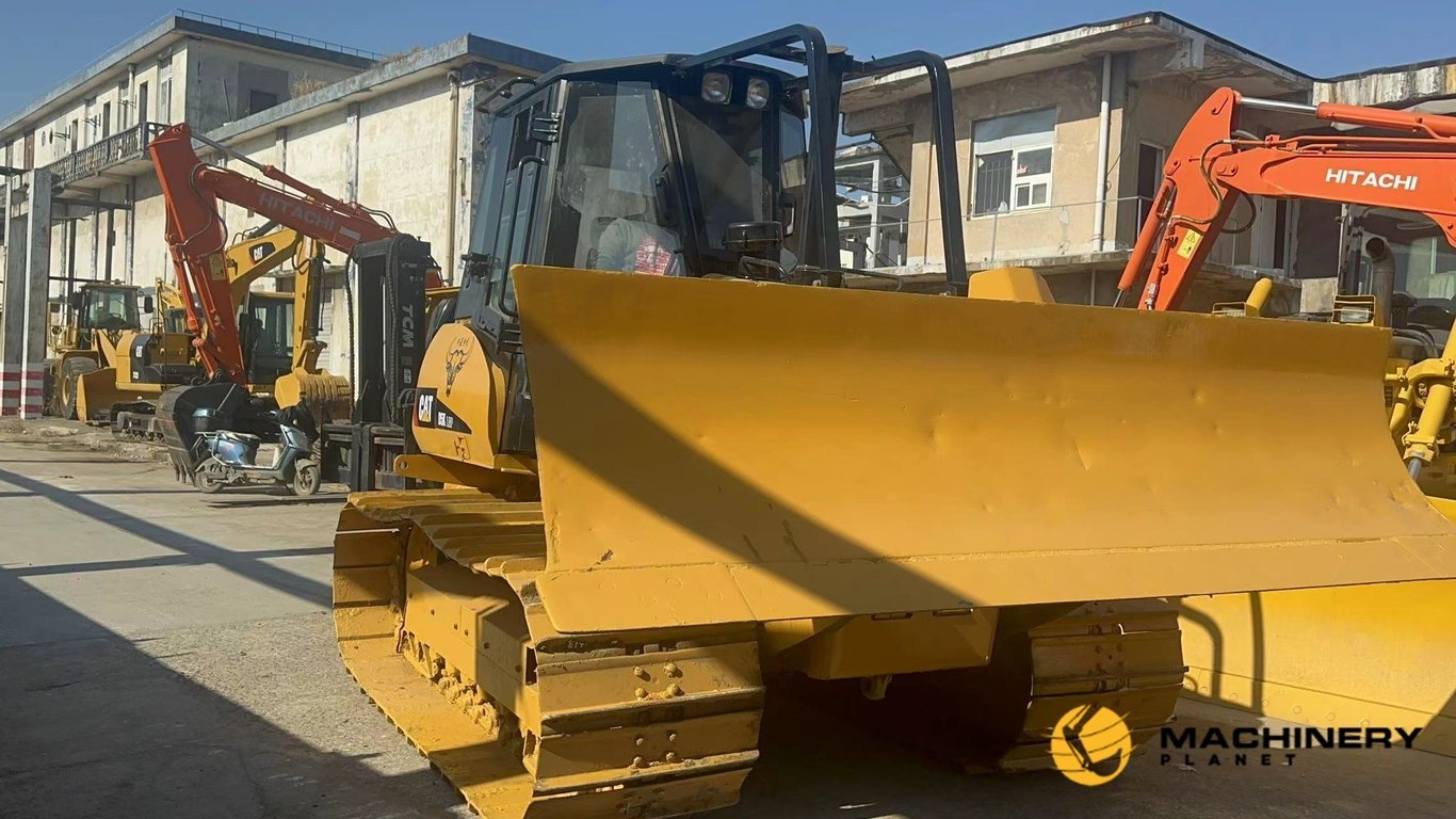 D5K Caterpillar Used Bulldozer good price Original D5K 2017 1 Dozers image 5