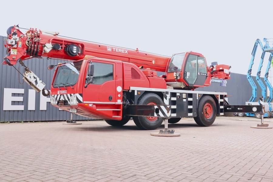 Terex AC40/2L Diesel, 4x4 Drive And 4-Wheel Steering, 40 2017 TEREX - AC40/2L - 90344 AC40/2L Diesel, 4x4 Drive And 4-Whee...
