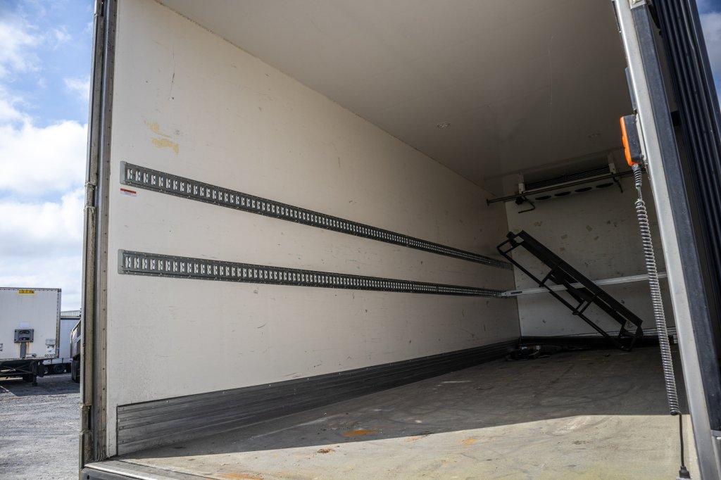 CHEREAU CHEREAU+CARRIER+DHOLLANDIA 2.5 T. 2017 E59605 Chereau CHEREAU+CARRIER+DHOLLANDIA 2.5 T. 2017 1 image 7