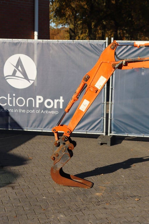 Mini excavator Hitachi ZX18 CLR Diesel 2009 2009 ZX18 CLR 2009 1 image 13