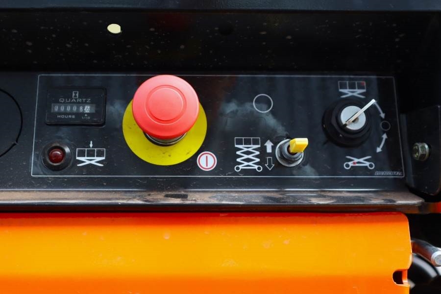 JLG AE1932 Valid inspection, All Electric, 7.6m Workin 2021 JLG - AE1932 - 63093 AE1932 Valid inspection, All Electric, 7....