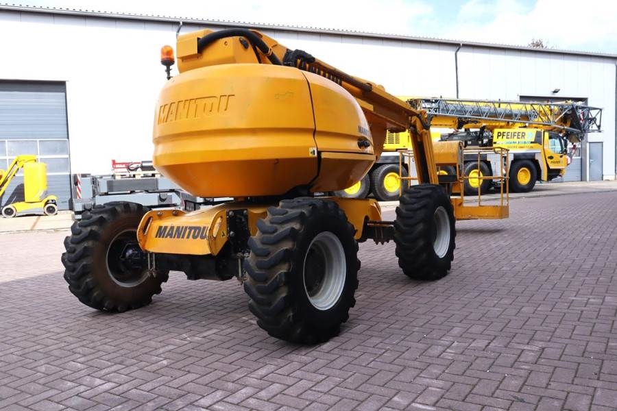 Manitou 160ATJ Diesel, 4x4x4 Drive, 16m Working Height, 8. 2012 MANITOU - 160ATJ - 63252 160ATJ Diesel, 4x4x4 Drive, 16m W...