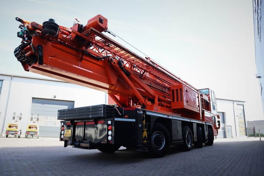 Heavy machinery product image - Image 13 of 15