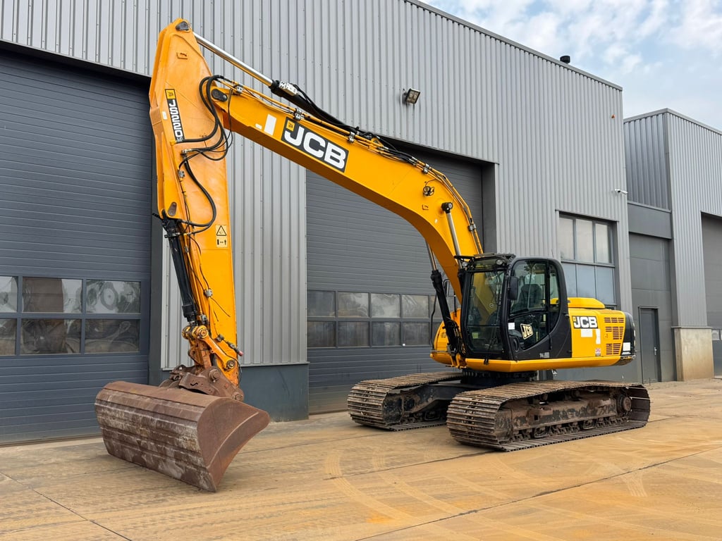 JCB JS220 LC Semi Long Reach - 10 meter 2015 00033361 JS220 LC Semi Long Reach - 10 meter 2015 1 image 2