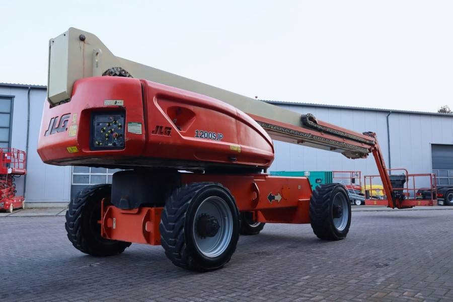 JLG 1200SJP Diesel, 38.7m Working Height, 23.5m Reach, 2011 JLG - 1200SJP - 90395 1200SJP Diesel, 38.7m Working Height, 23...