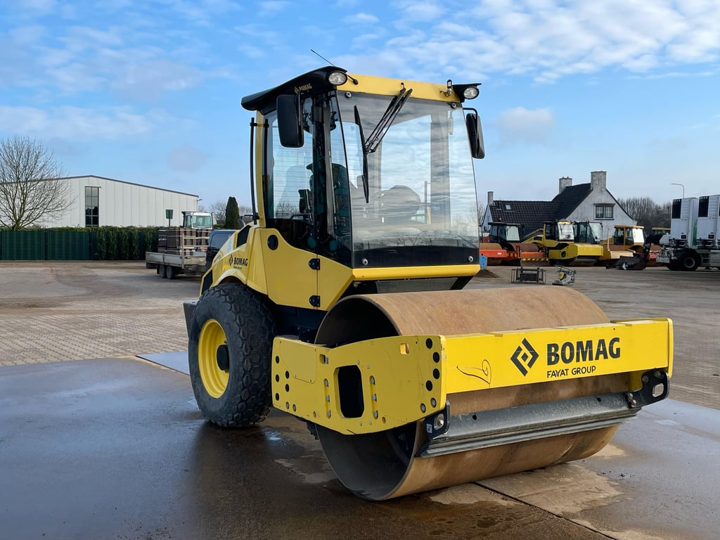 Heavy machinery product image - Image 3 of 3