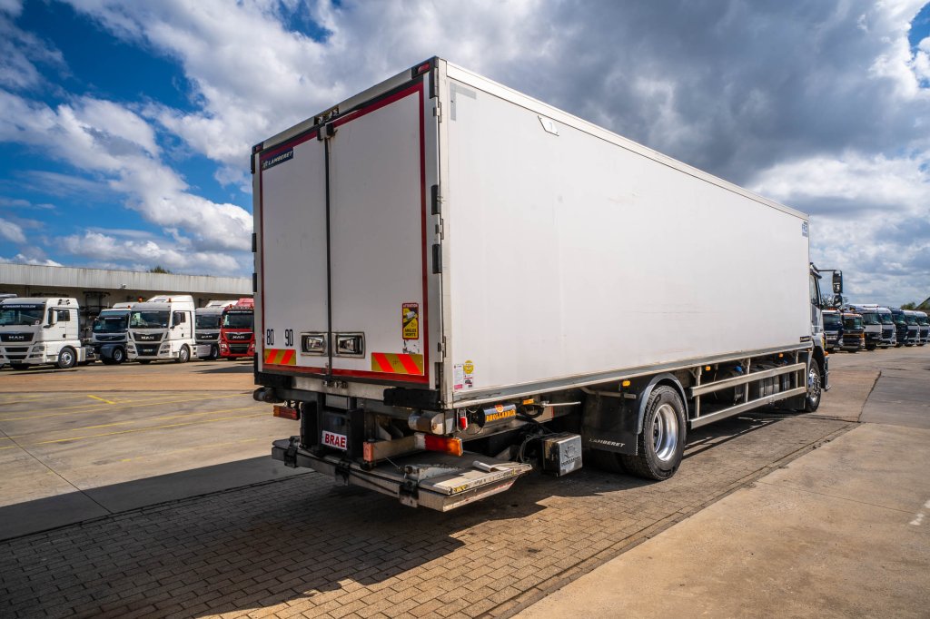 MERCEDES AXOR 1829 BL-MP3 +CARRIER+DHOLLANDIA 2013 E64380 AXOR 1829 BL-MP3 +CARRIER+DHOLLANDIA 2013 1 image 4